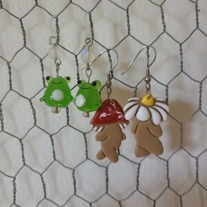 cottagecore buddies earrings (set of 2)